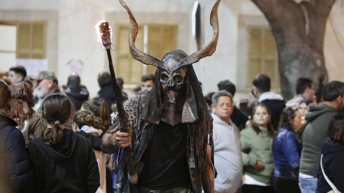 Feuerlauf zu Santa Àgueda auf Mallorca: So feierten die dimonis von Sencelles