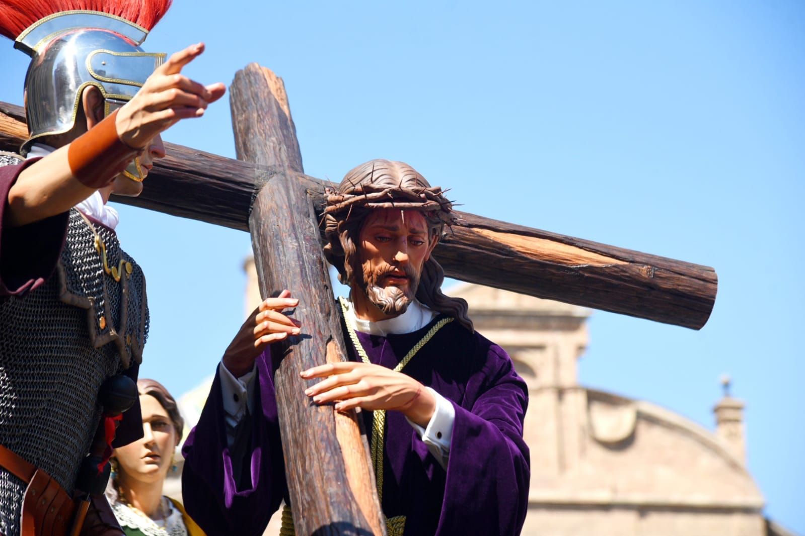 En imágenes | Procesiones del Jueves Santo en Zaragoza