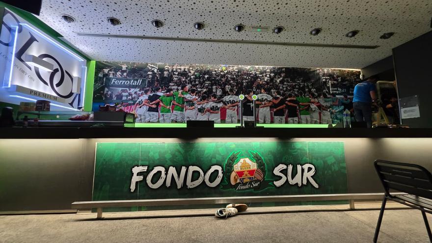 La Grada Fondo Sur 1923 del Elche inaugura un local a cinco minutos andando del Martínez Valero