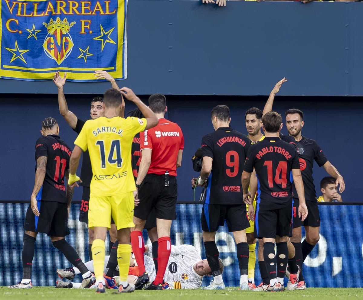 Ter Stegen se lesionó de la rodilla en Villarreal