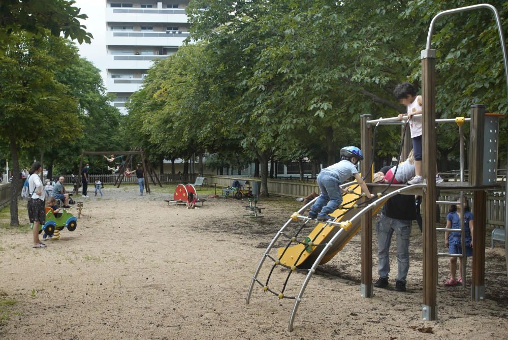 Reobren els parcs infantils de Girona.