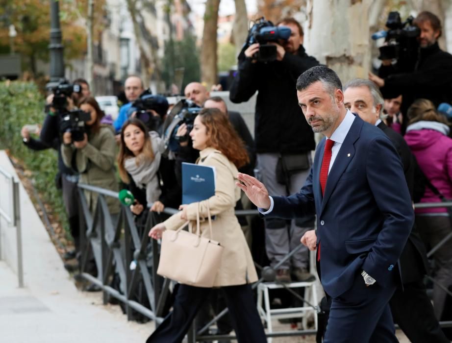 El govern català destituït i la Mesa del Parlament declaren a l'Audiència Nacional i al Suprem