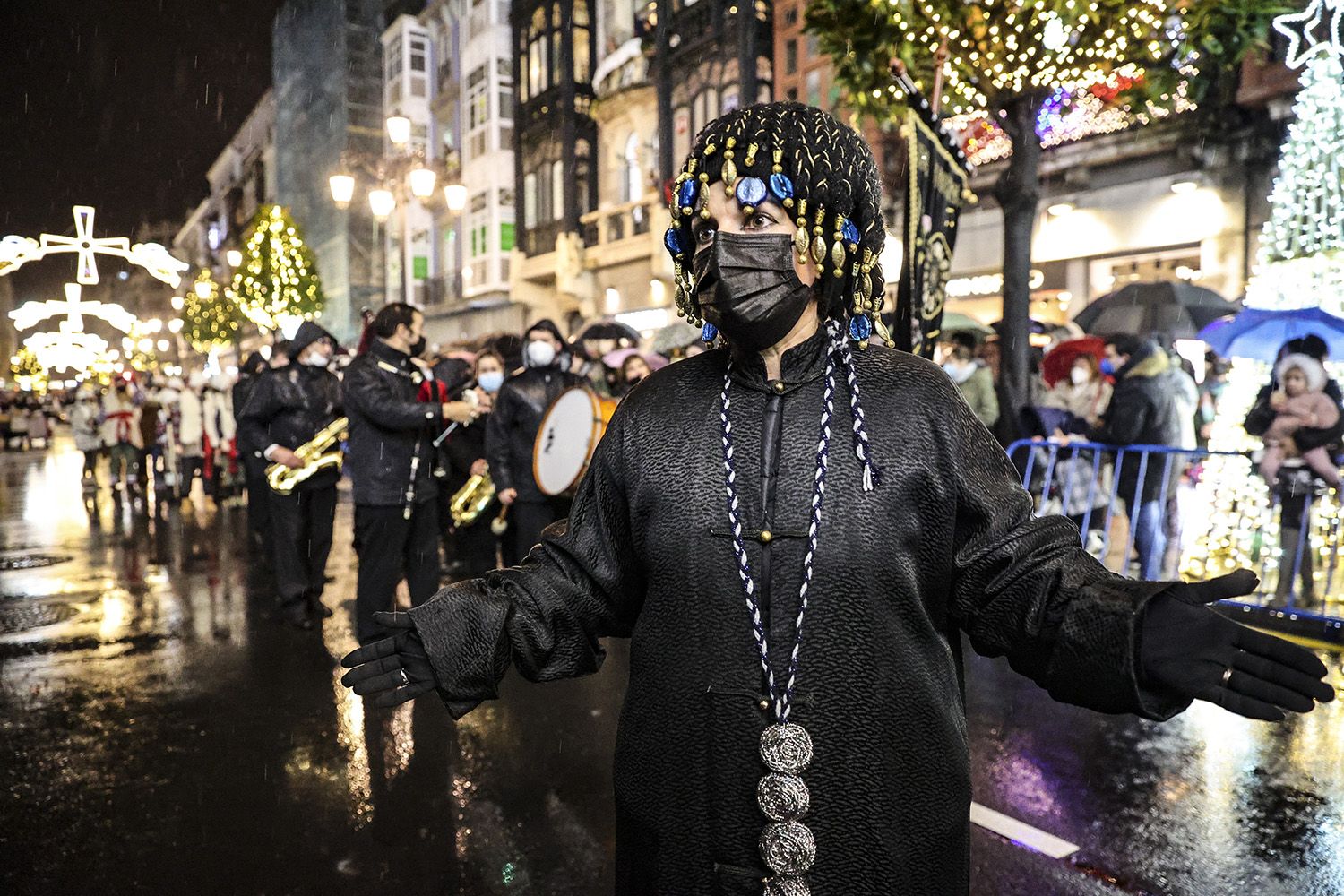 En imágenes: La cabalgata de los Reyes Magos en Oviedo