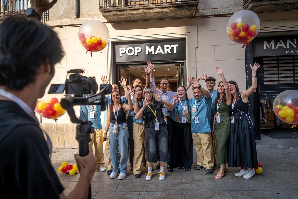 Colas masivas en Pop Mart por la llegada de Labubus a Barcelona