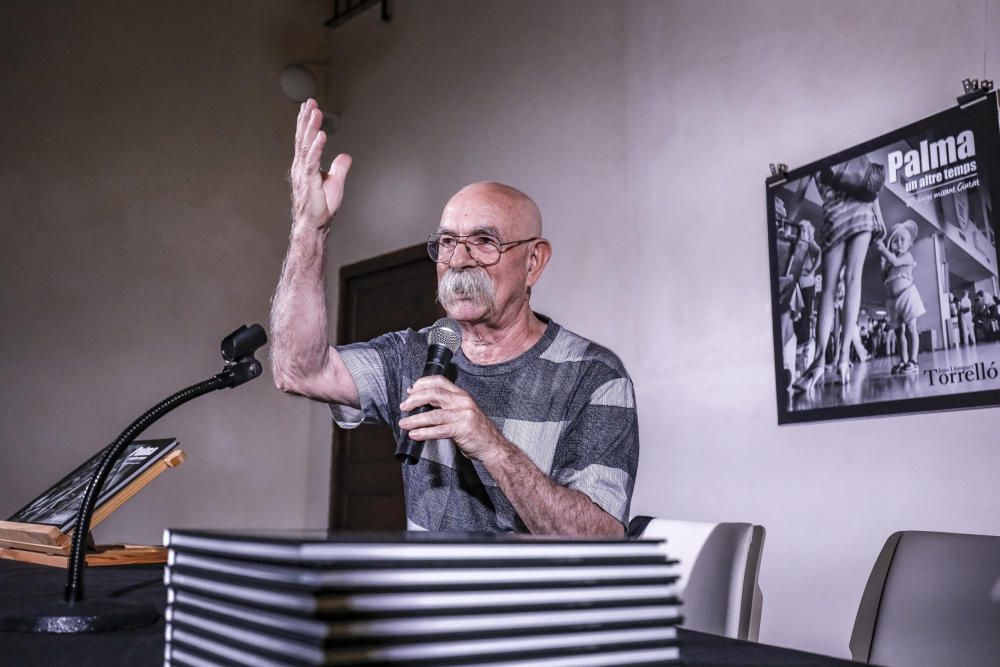 Presentación en Can Balaguer: La ciudad vista por Torrelló