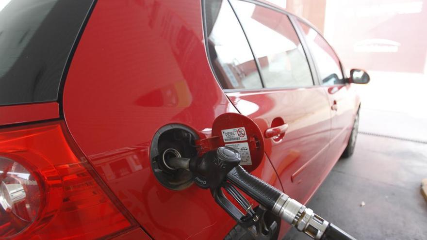 Cambiar los vehículos diésel antiguos por gasolina nuevos elevaría las emisiones de CO2