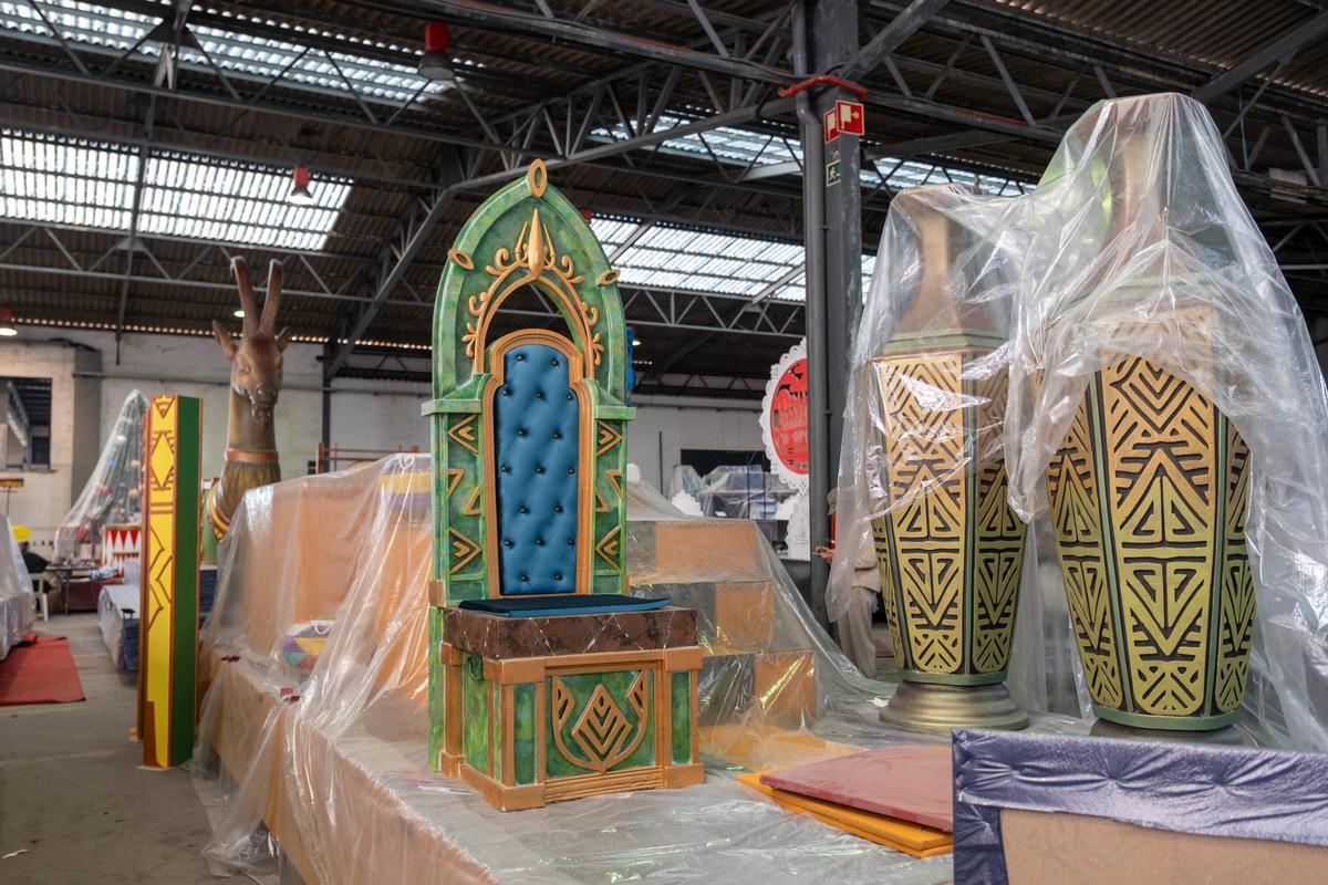 Der Umzug der Heiligen Drei Könige nimmt in der Motorworld Gestalt an