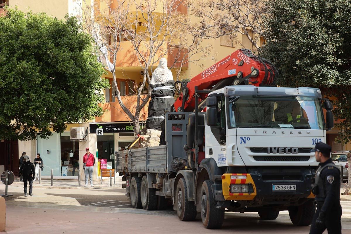 Galería: Todas las imagenes del traslado de la pagesa de Ibzia a su nueva ubicación
