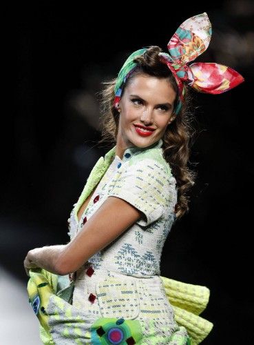 Desigual pone colorido a la pasarela de Madrid.