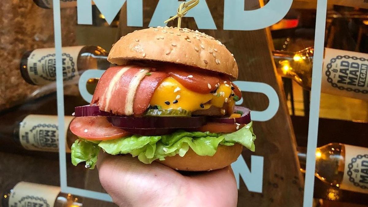 Two shops in Barcelona will give away food this week