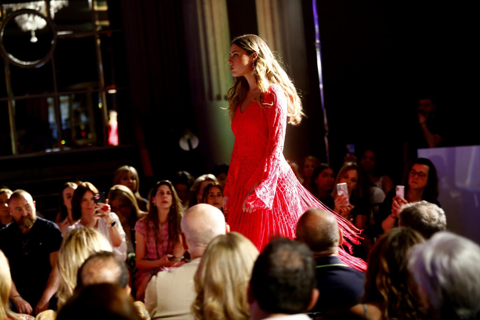 En imágenes | Desfile de los comercios del centro de Zaragoza