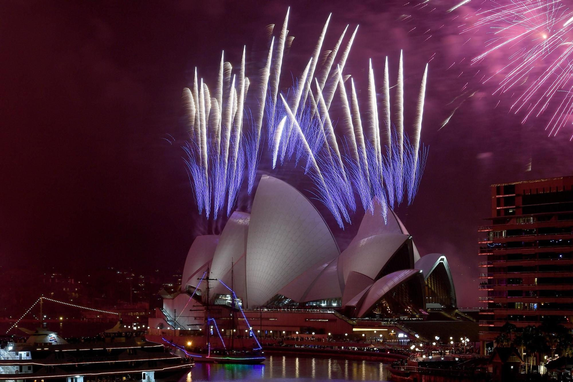 Fuegos artificiales en el mundo para recibir 2021