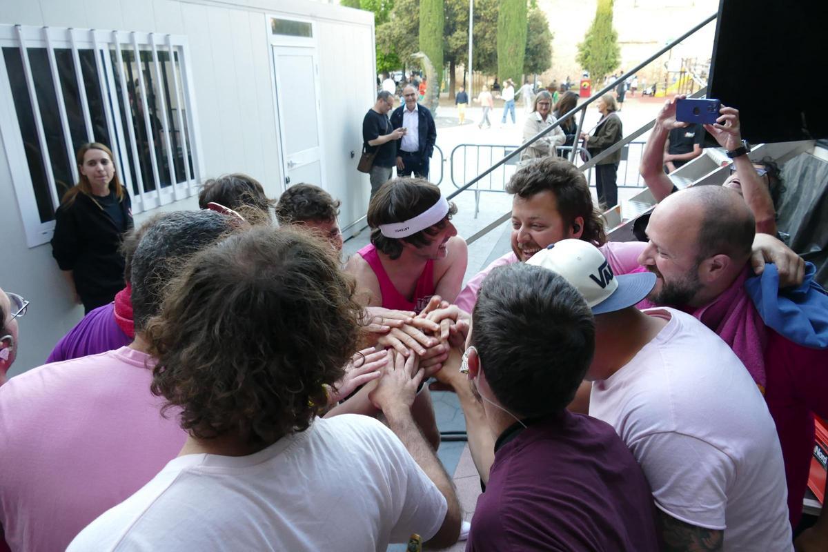 EN IMATGES | La plaça Catalunya de Figueres s'omple de gom a gom amb el concert de l'Orquestra Di-Versiones