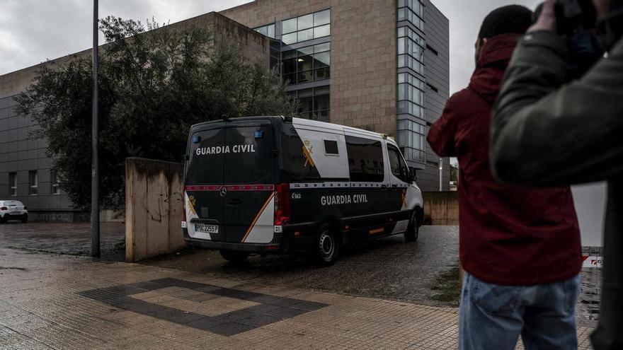 El entrenador del fútbol base de Badajoz detenido por pornografía infantil pide que se anule la causa