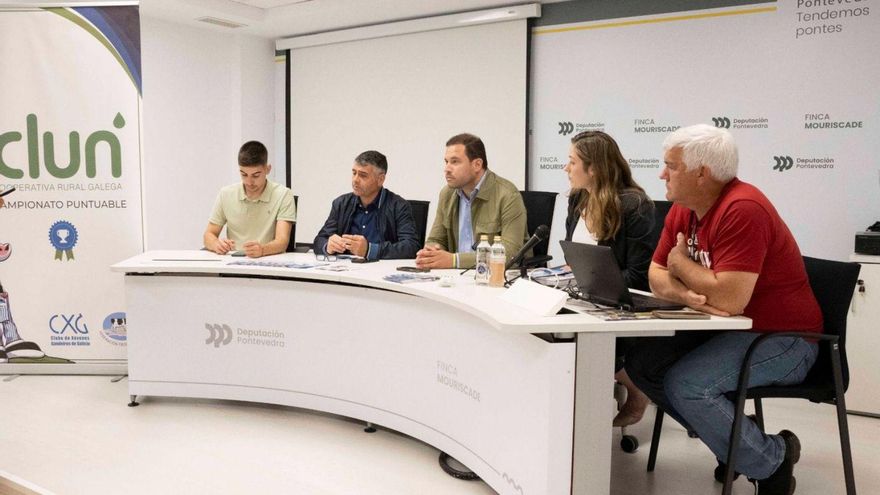 Presentación de las Escolas Iniciación de Futuros Gandeiros, ayer, en Mouriscade.