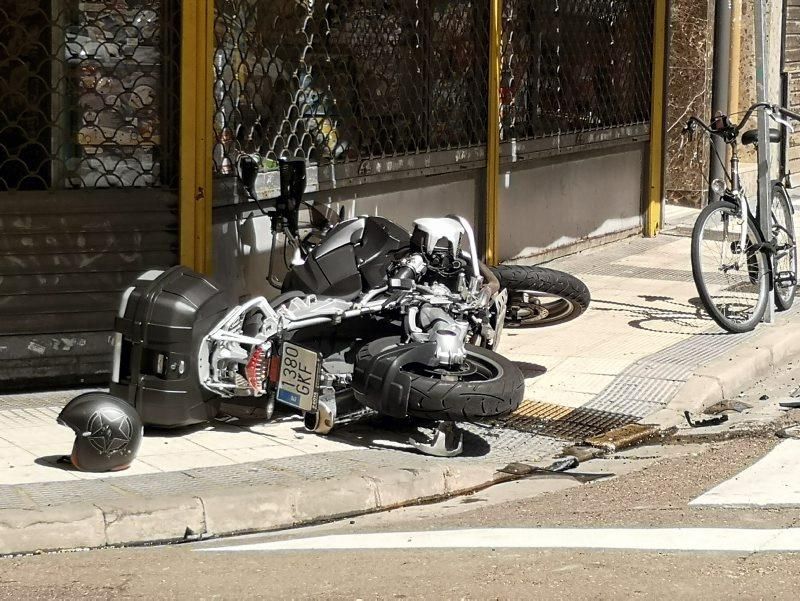 Accidente de tráfico en la calle Cortes de Aragón