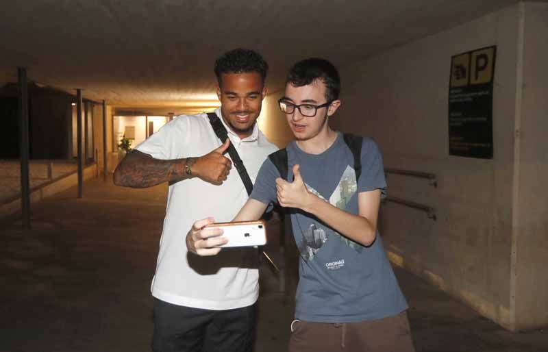 Justin Kluivert ya está en València