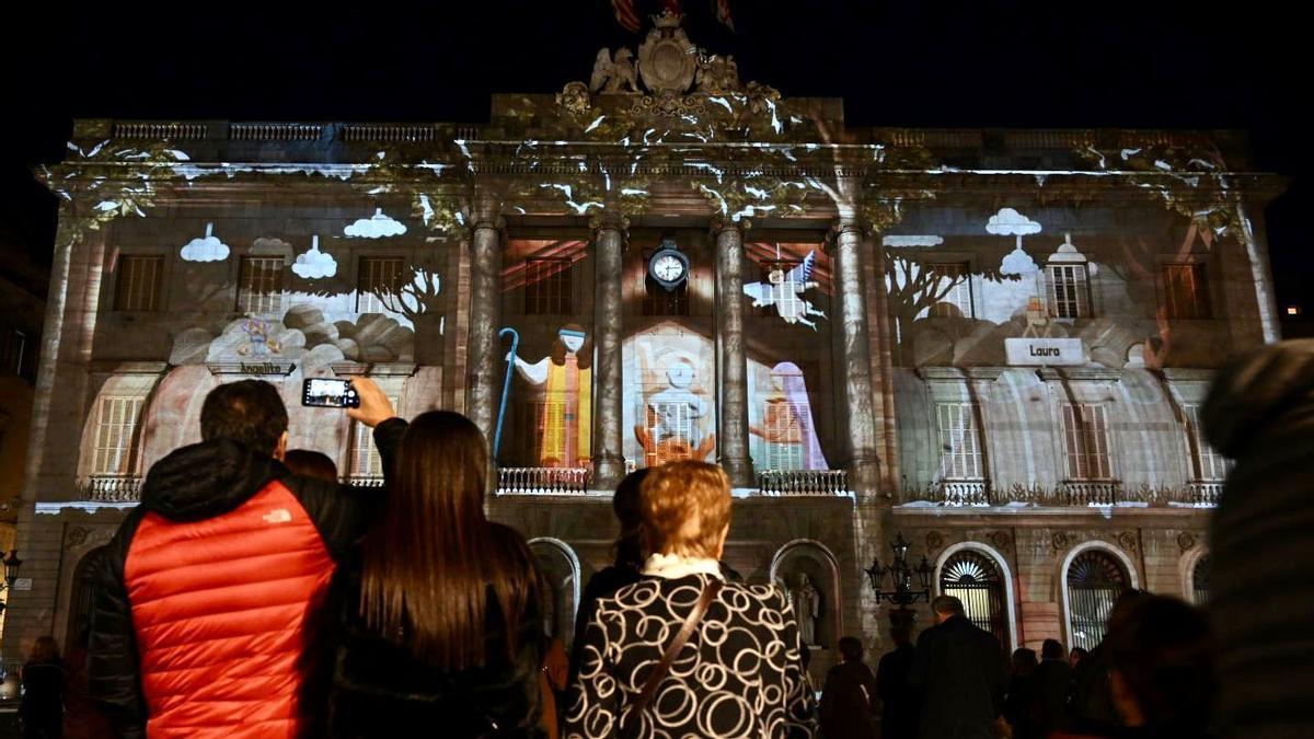 Pesebre interactivo en la plaça Sant Jaume