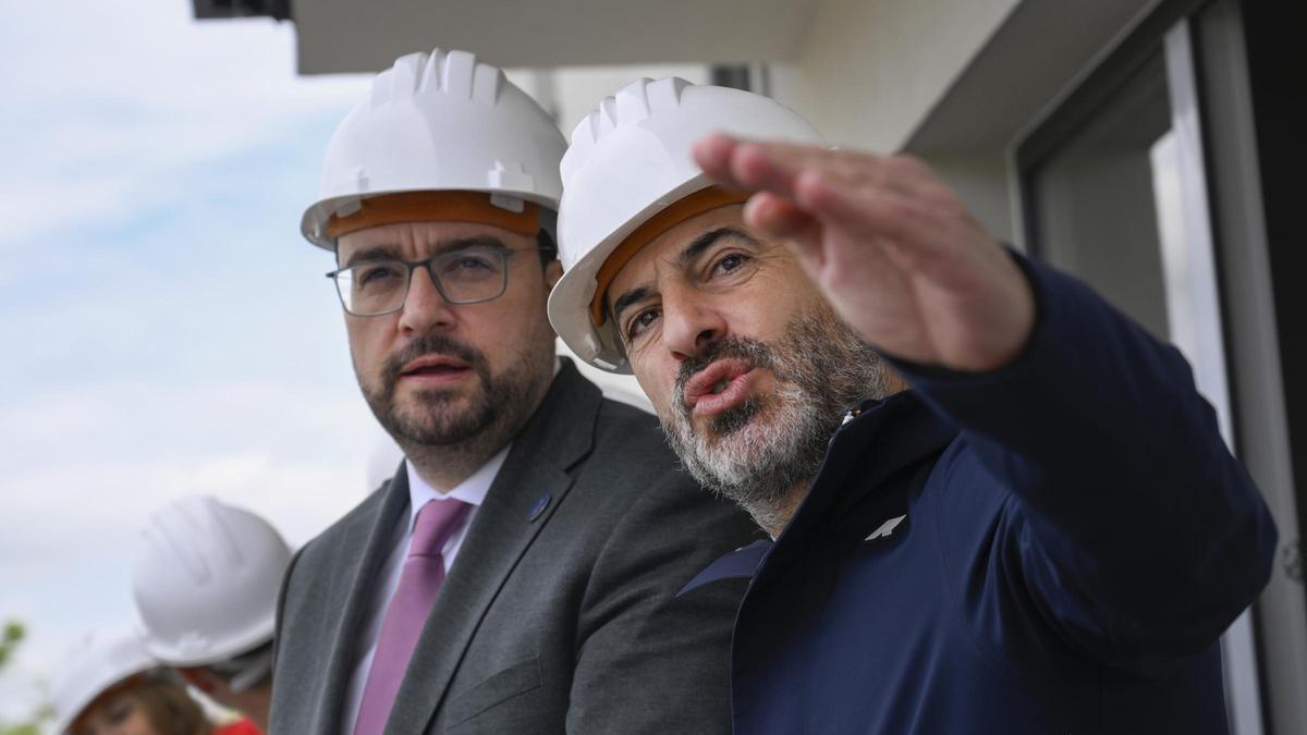 Adrián Barbón y Ángel García "Cepi"