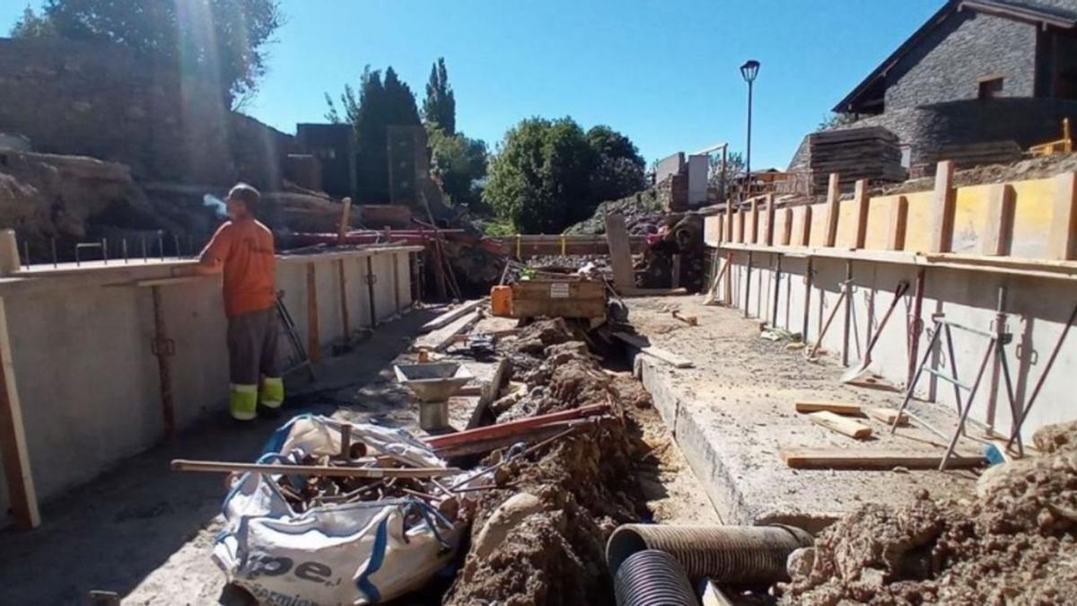 Les obres de condicionament del torrent dels Agustins al seu pas pel centre de Bolvir | AJ BOLVIR