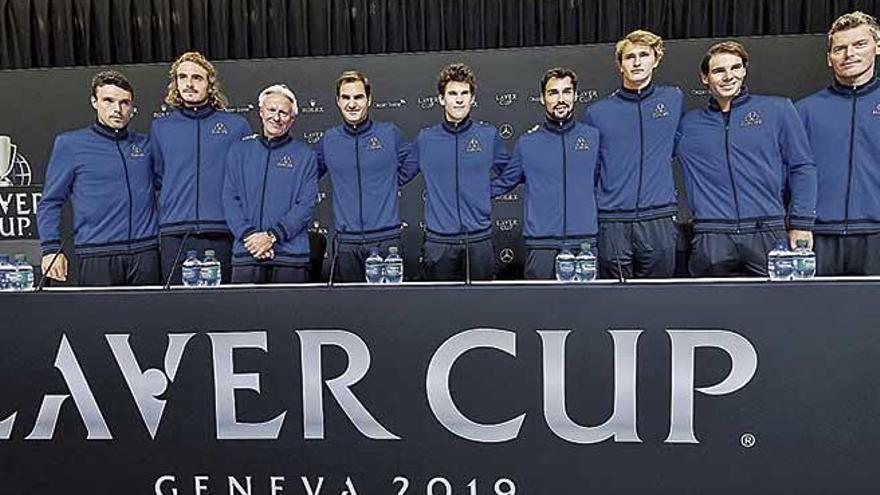 El equipo europeo de la Laver Cup, compuesto por Nadal, Federer, Dominic Thiem, Alexander Zverev, Stefanos Tsitsipas y Fabio Fognini.