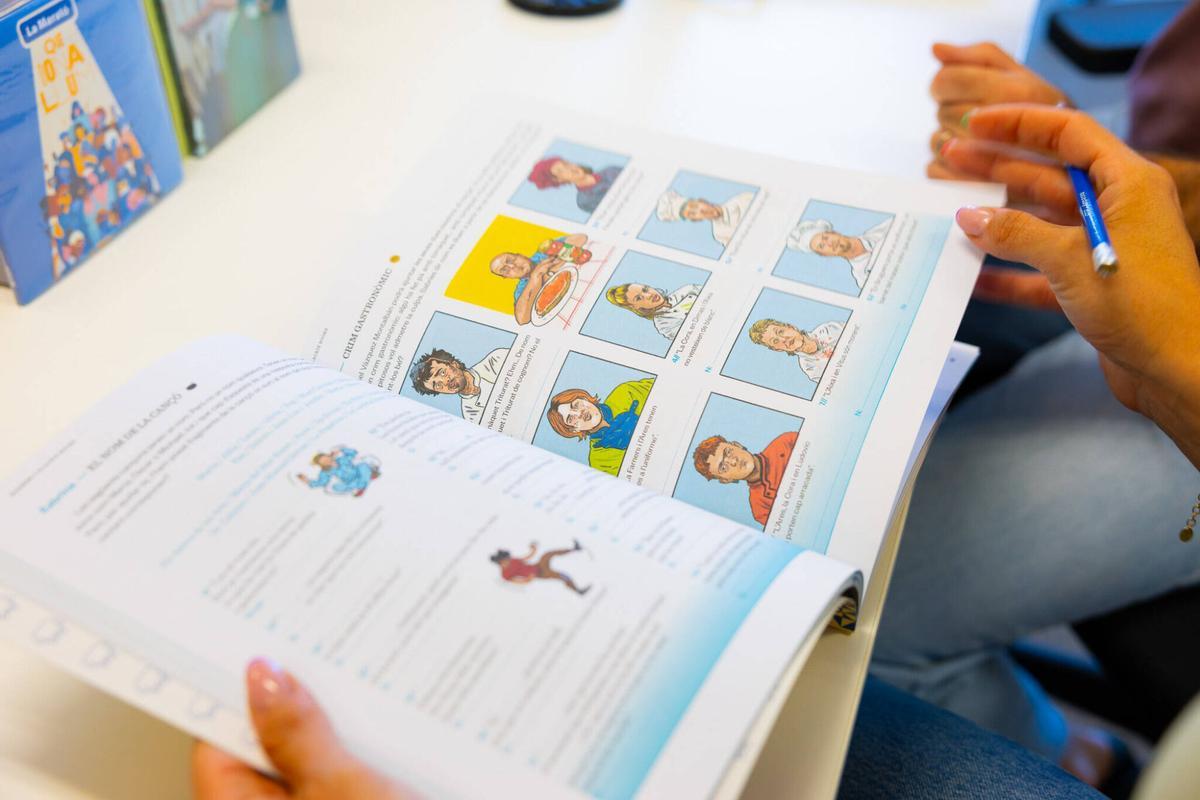 Detalle de la edición de 2026 del 'Quadern: passatemps per a adults', de la editorial barcelonesa Blackie Books