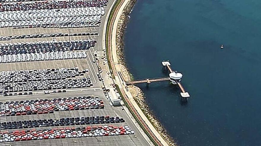 Vigo reafirma su liderazgo español en exportación de coches y se acerca a los grandes puertos europeos
