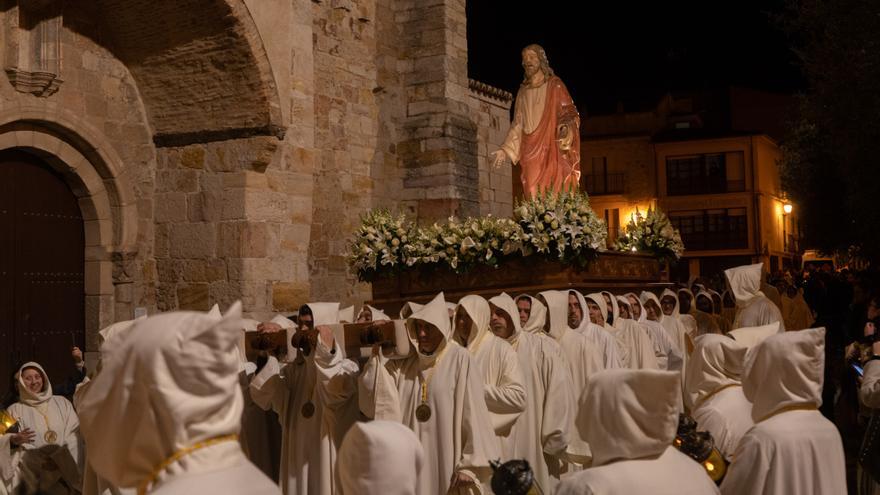 GALERÍA | Procesión de Luz y Vida en Zamora