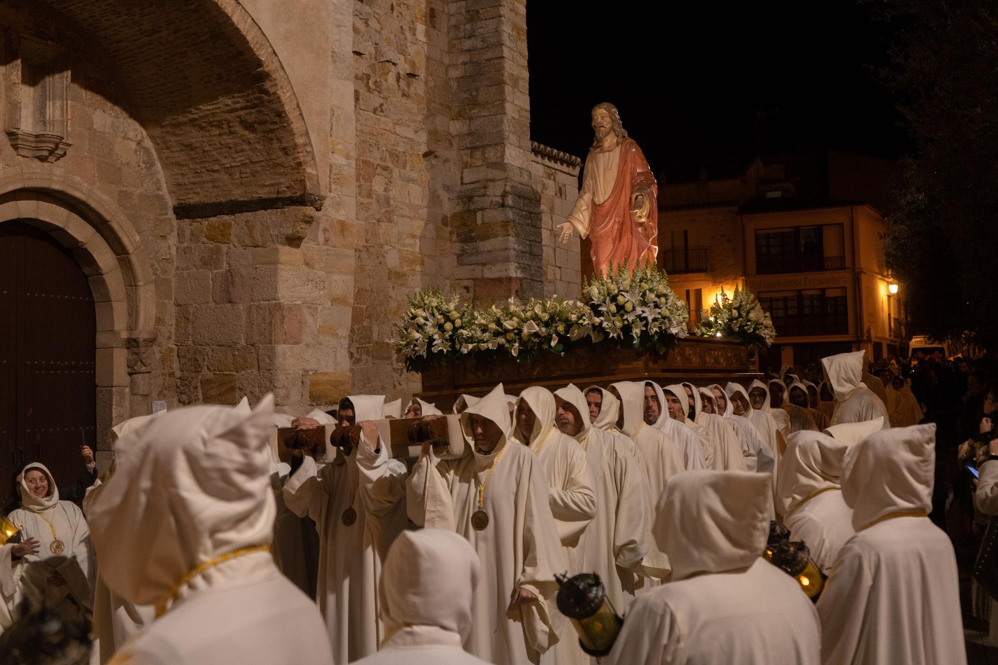 ZAMORA. LUZ Y VIDA