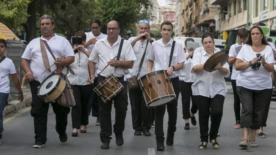 El Raval Roig calienta motores de cara a sus fiestas