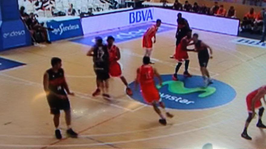 El Valencia Basket ilusiona en Barcelona