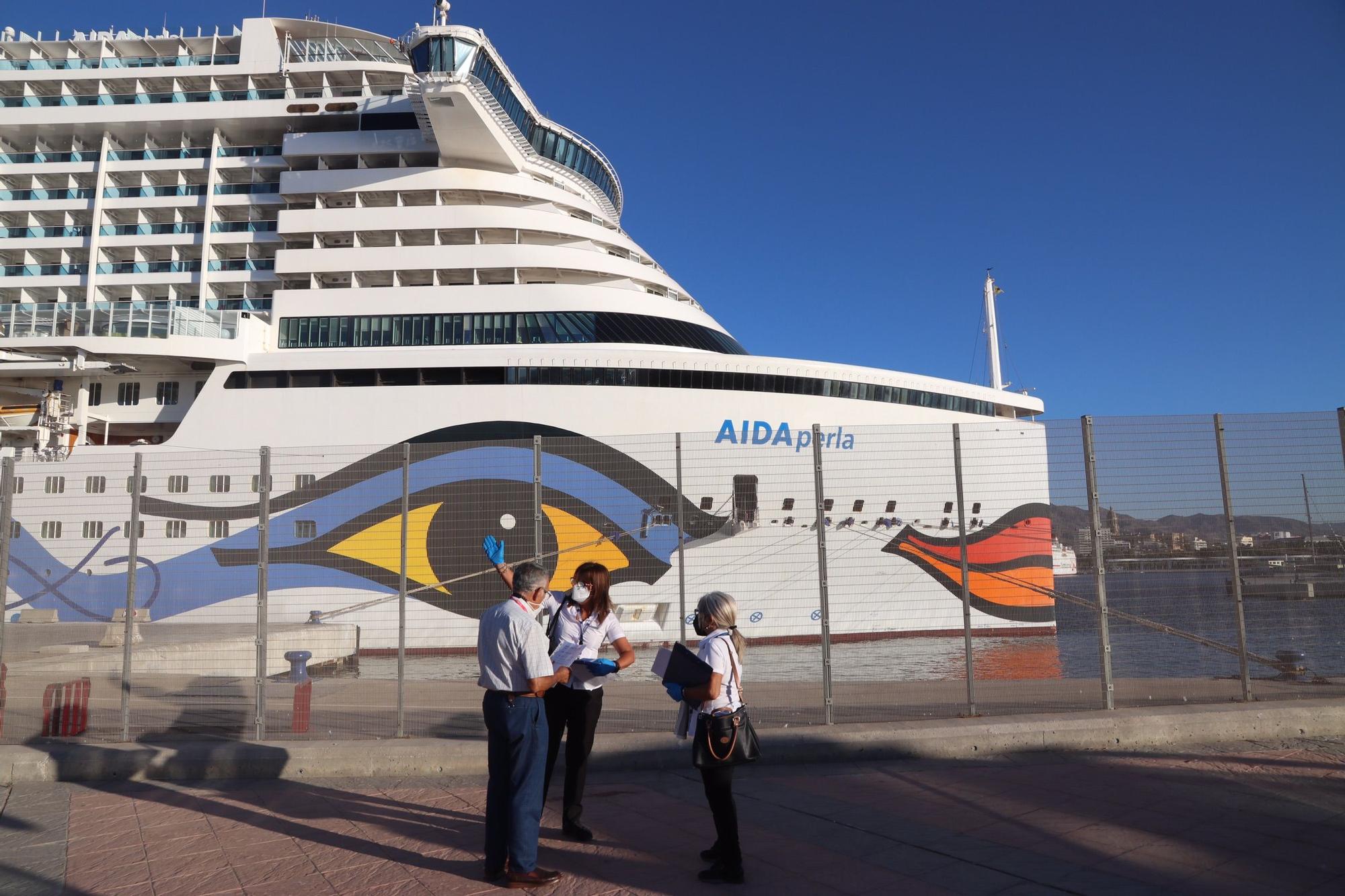 El crucero alemán Aida Perla, atracado en el Puerto de Málaga.