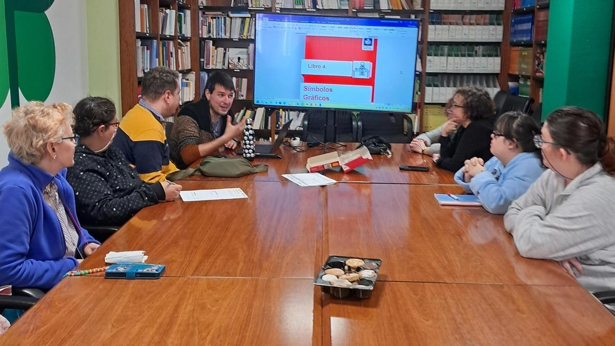 Validadores de Plena inclusión Aragón adaptan un manual financiado por el ITA