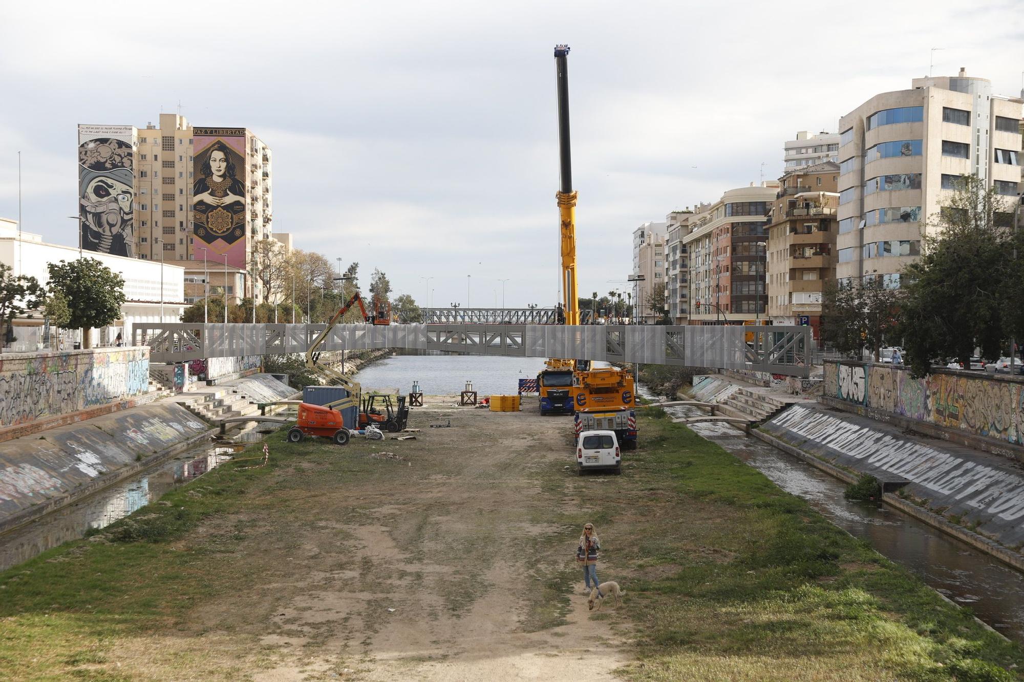 Continúa el montaje del nuevo puente del CAC