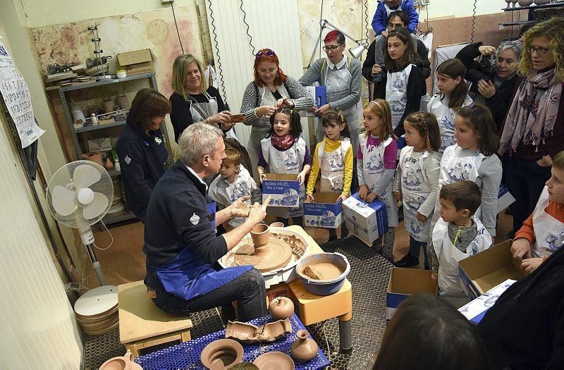 Jornada de puertas abiertas en el Taller de Cerámica de Muel