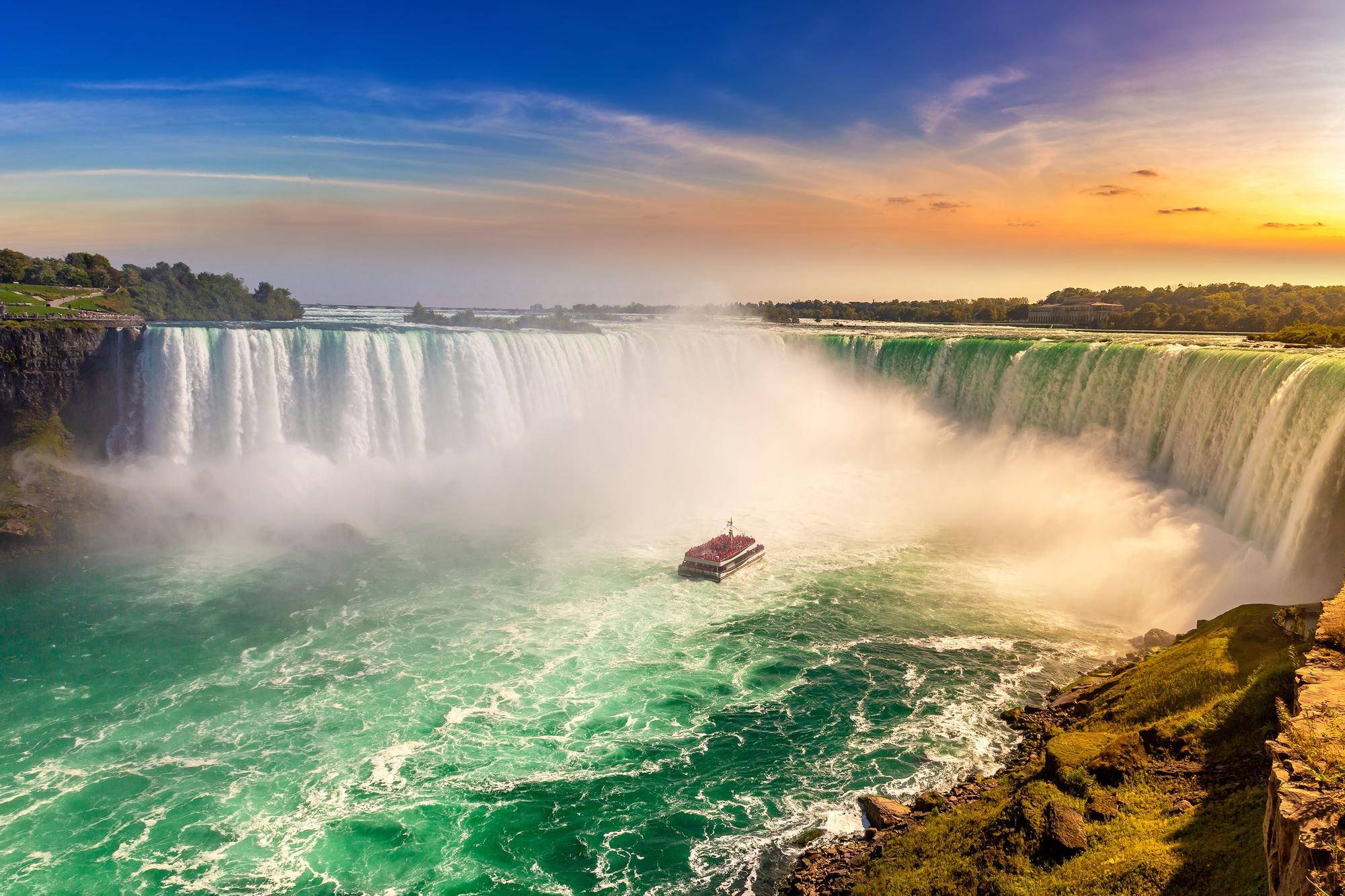 El Túnel Que Atraviesa Las Cataratas Del Niágara La Mejor Vista De Este Espectáculo Natural 3715