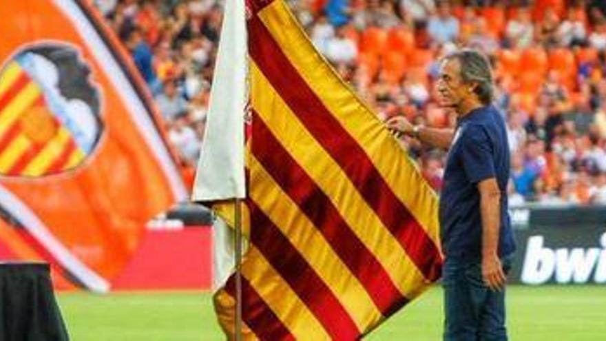 Ricardo Arias y Gayà felicitan a los valencianos