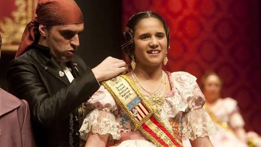 Alba y Gisela agrandan el siglo y medio de vida de las fallas de Xàtiva