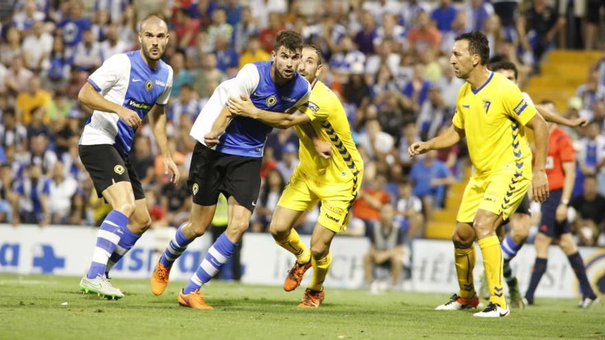 «Ser a l&#039;Hèrcules m&#039;ha permès créixer, però ara vull quedar-me al Girona»