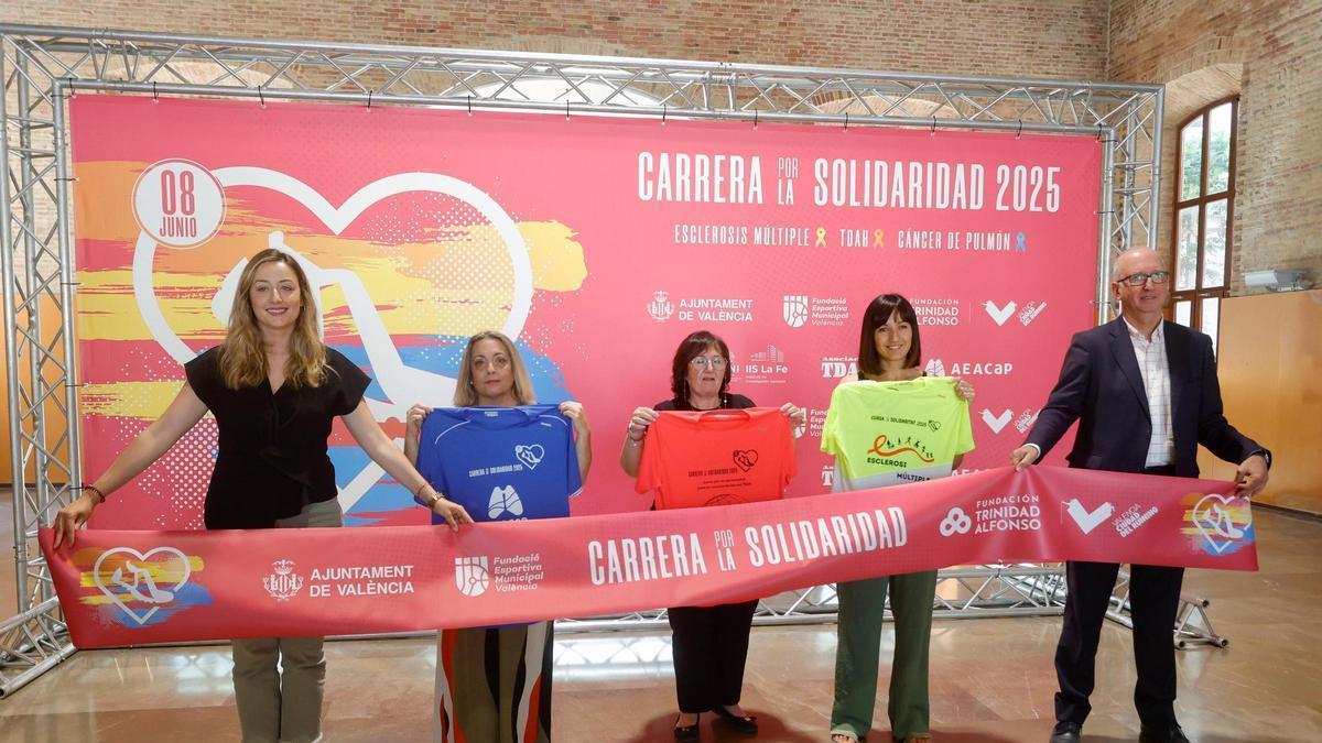 Presentación de la Carrera por la Solidaridad 2025