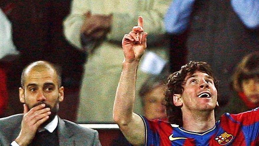Una imagen de Messi al lado de Pep Guardiola, que está en Barcelona