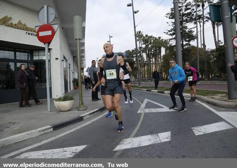 Atletas en el IX Marató BP de Castellón