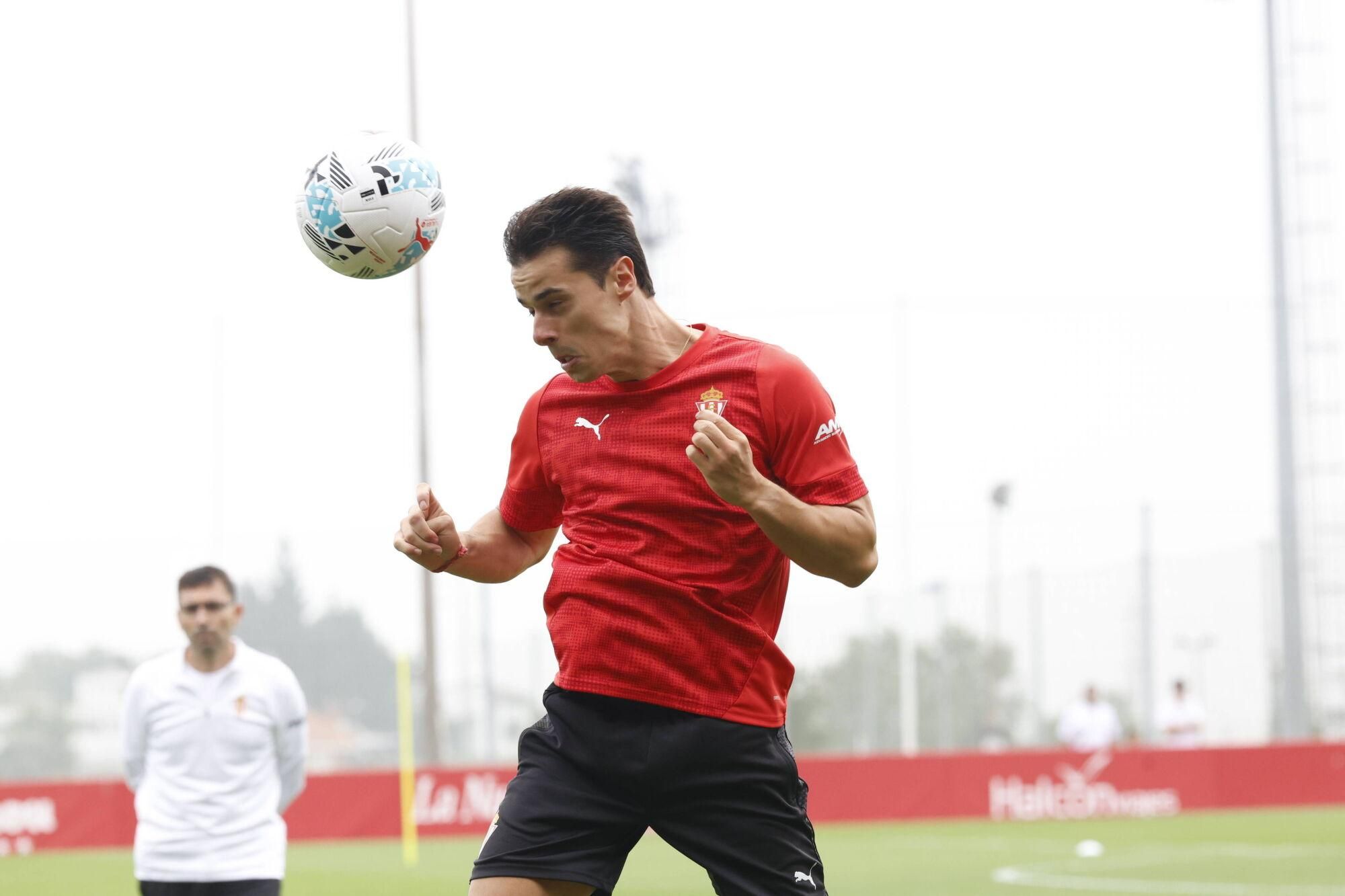 EN IMÁGENES: Primer entrenamiento de Sporting tras el regreso de las vacaciones