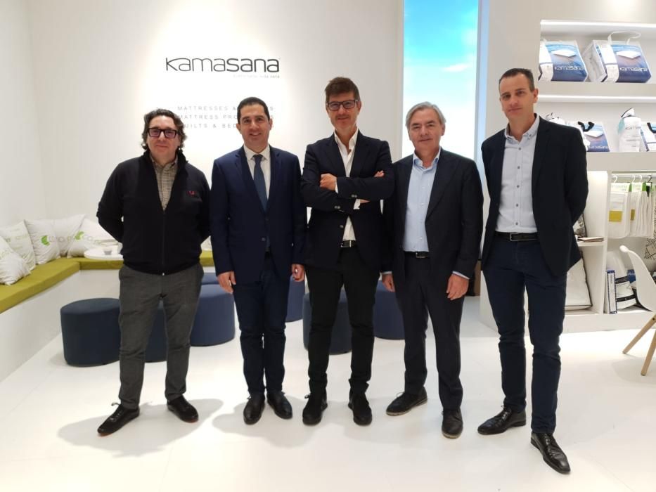 El alcalde de Alcoy visita Heimtextil