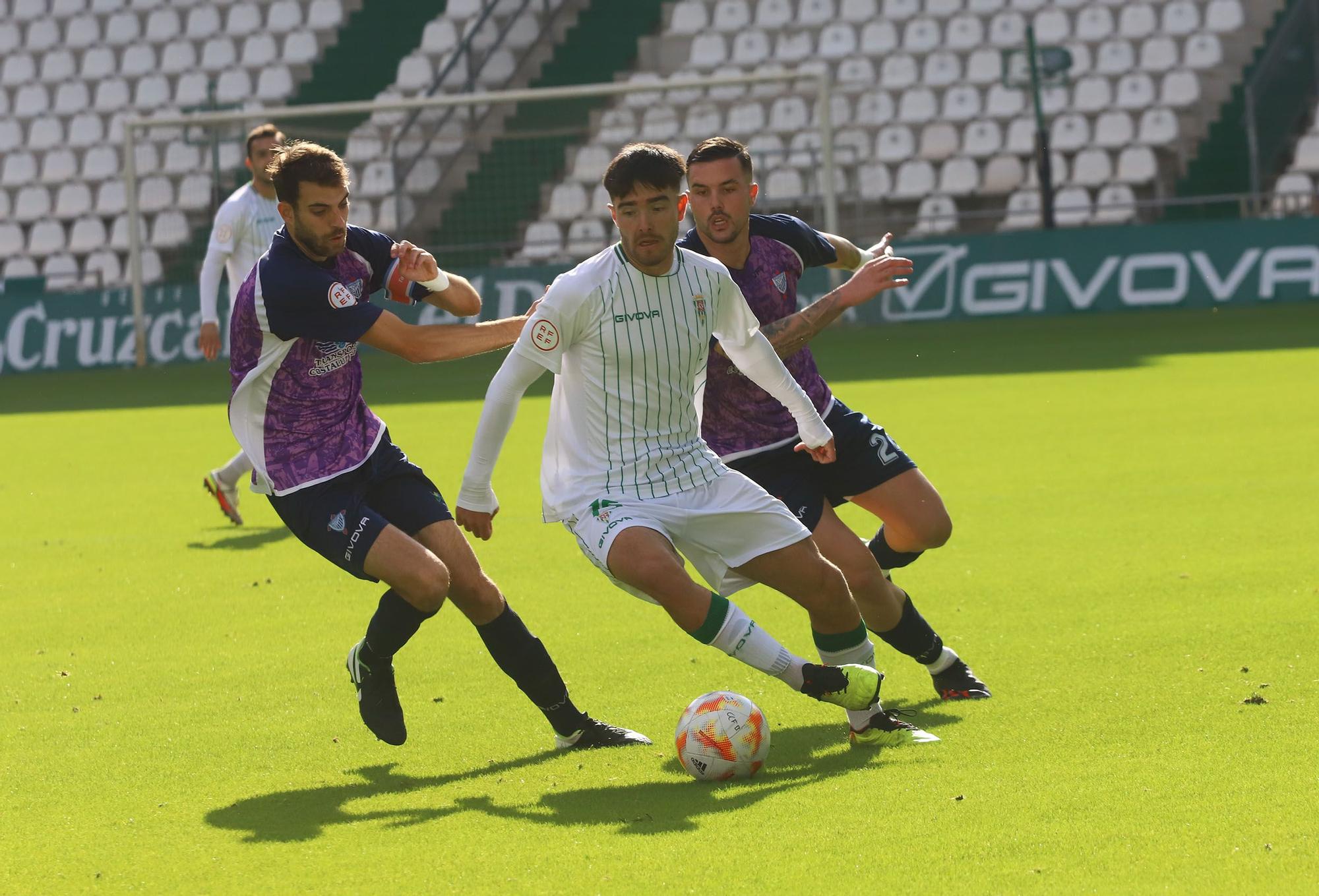 Las imágenes de Córdoba CF B-Bollullos