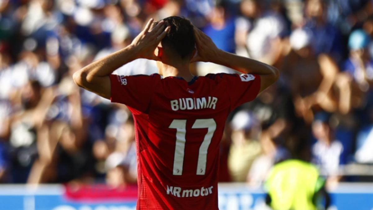 Budimir, celebrando un gol con Osasuna
