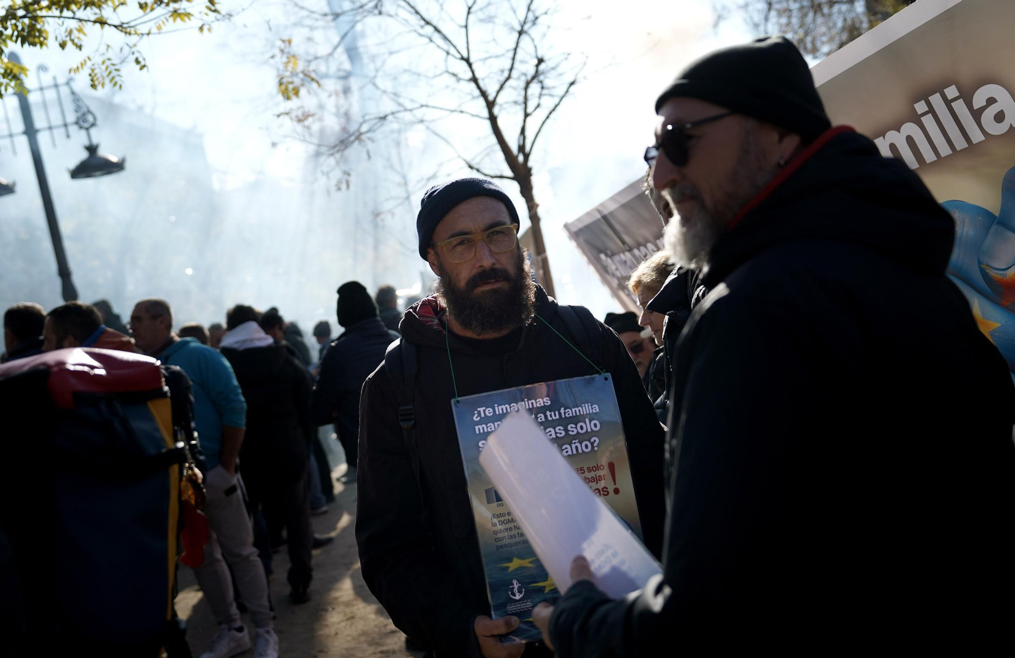 Concentración en Madrid de pescadores contra el recorte de días en el mar de Bruselas.