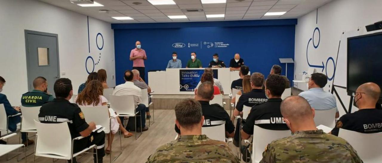 Imagen de la reunión celebrada en la factoría Ford. | LEVANTE-EMV