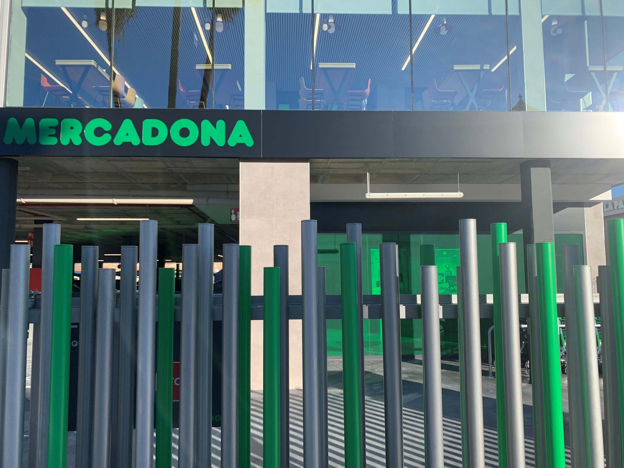 Fachada del nuevo supermercado inaugurado en Ontinyent 02.jpg