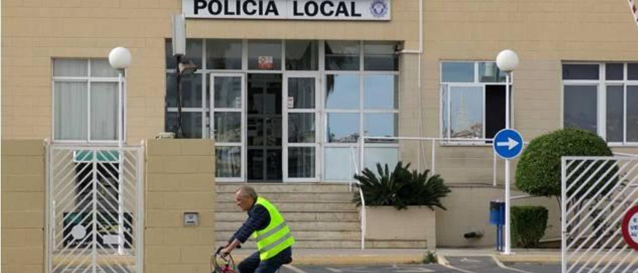 El Ayuntamiento indemniza a tres policías por sufrir «mobbing» de un superior